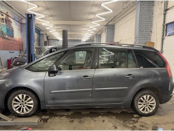 Citroen C4 Grand Picasso АКПП 7 мест 6л / 100км