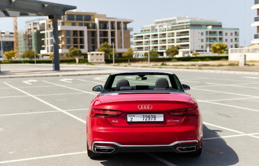 Аренда авто AUDI A5 quattro Кабриолет