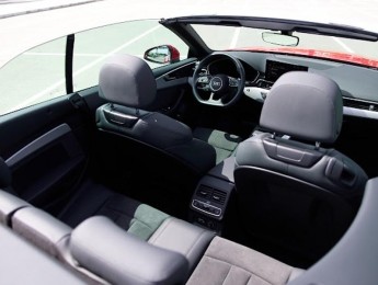 Аренда авто AUDI A5 quattro Кабриолет