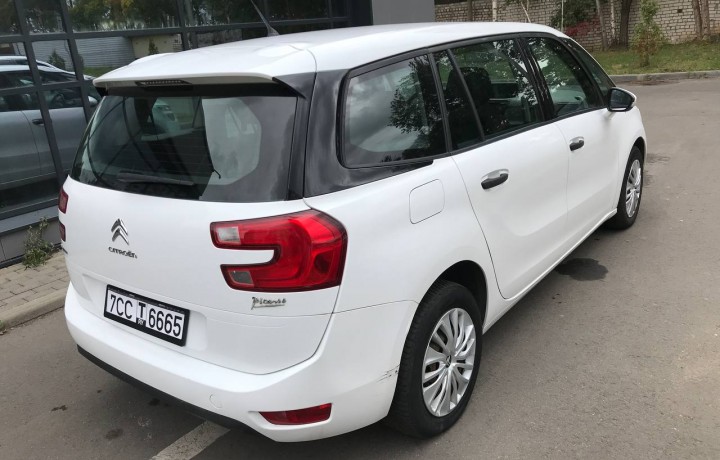 Citroen C4 Grand Picasso в аренду Citroen C4 Grand Picasso в аренду
