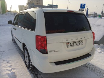 Аренда минивена Dodge Grand Caravan