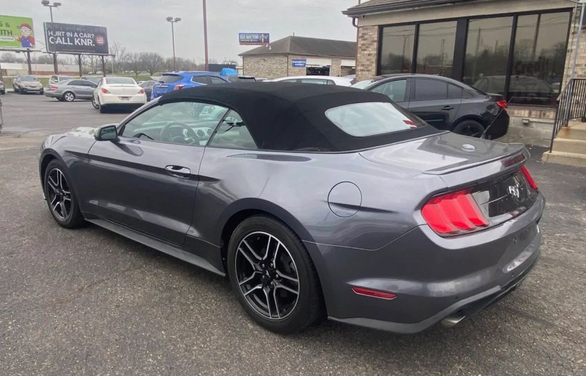 Аренда авто Ford Mustang 2019
