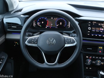 Аренда внедорожника VOLKSWAGEN TAOS